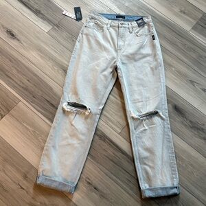 NEW | Silver Jeans 90's Boyfriend High Rise Straight Leg Jean Light Wash W26 L27